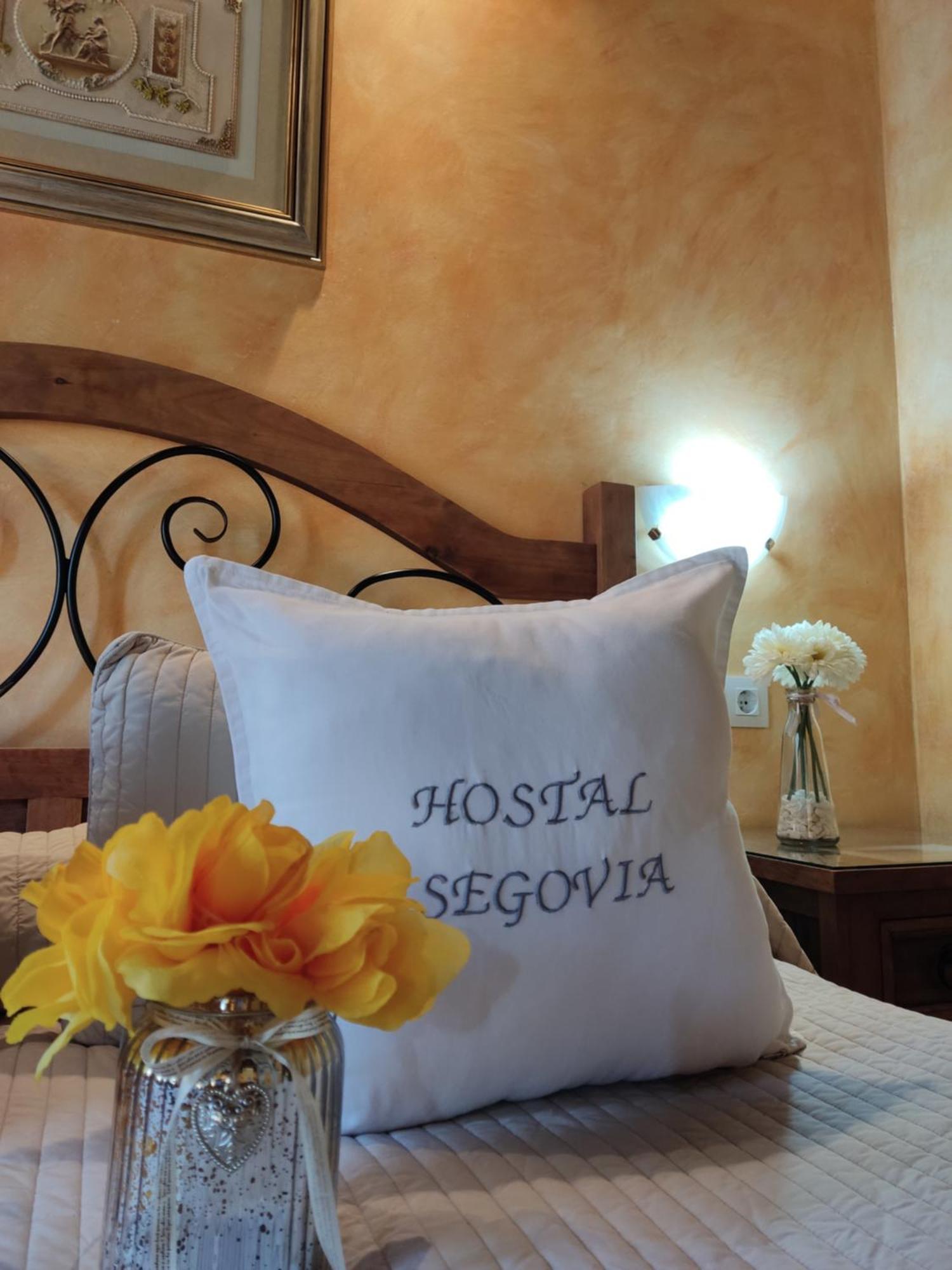 Готель Hostal Segovia Adults Only Номер фото