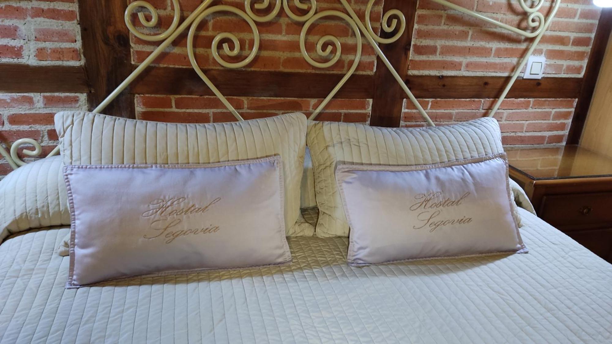 Готель Hostal Segovia Adults Only Номер фото